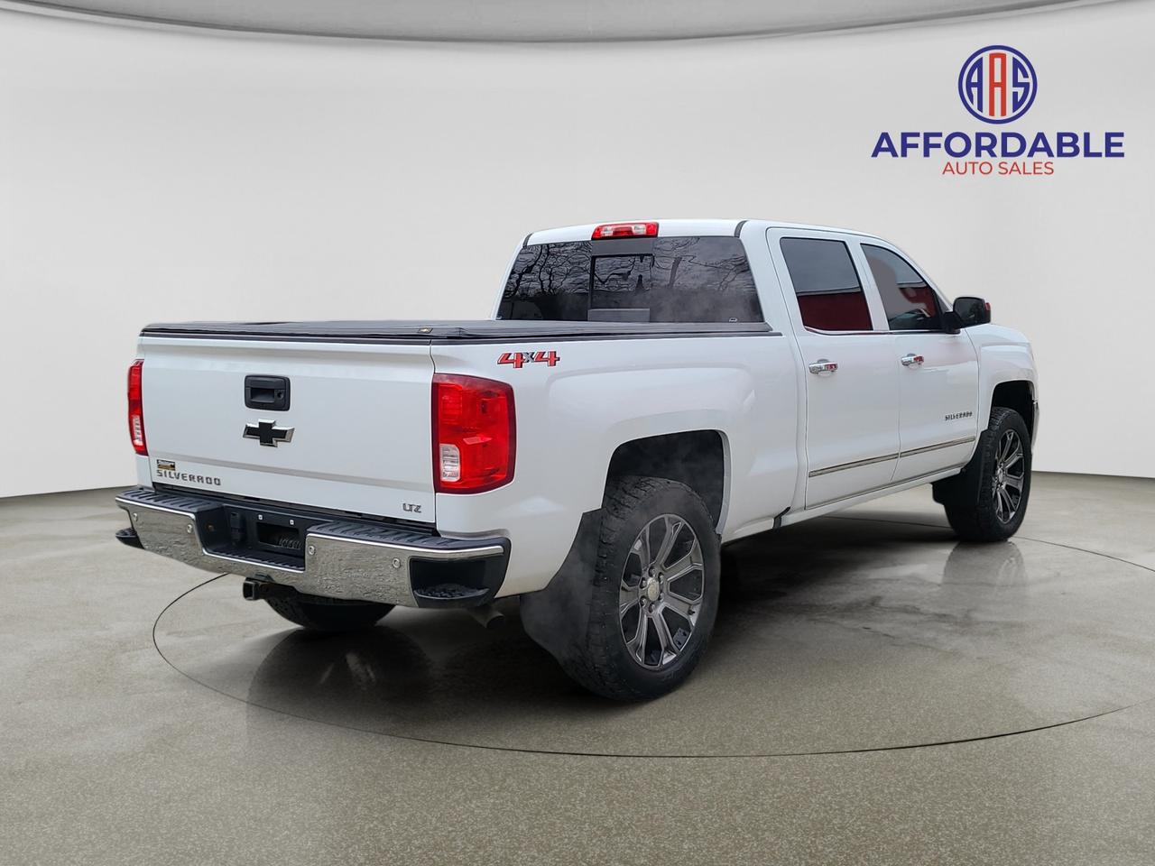 2018 Chevrolet Silverado 1500 LTZ Photo