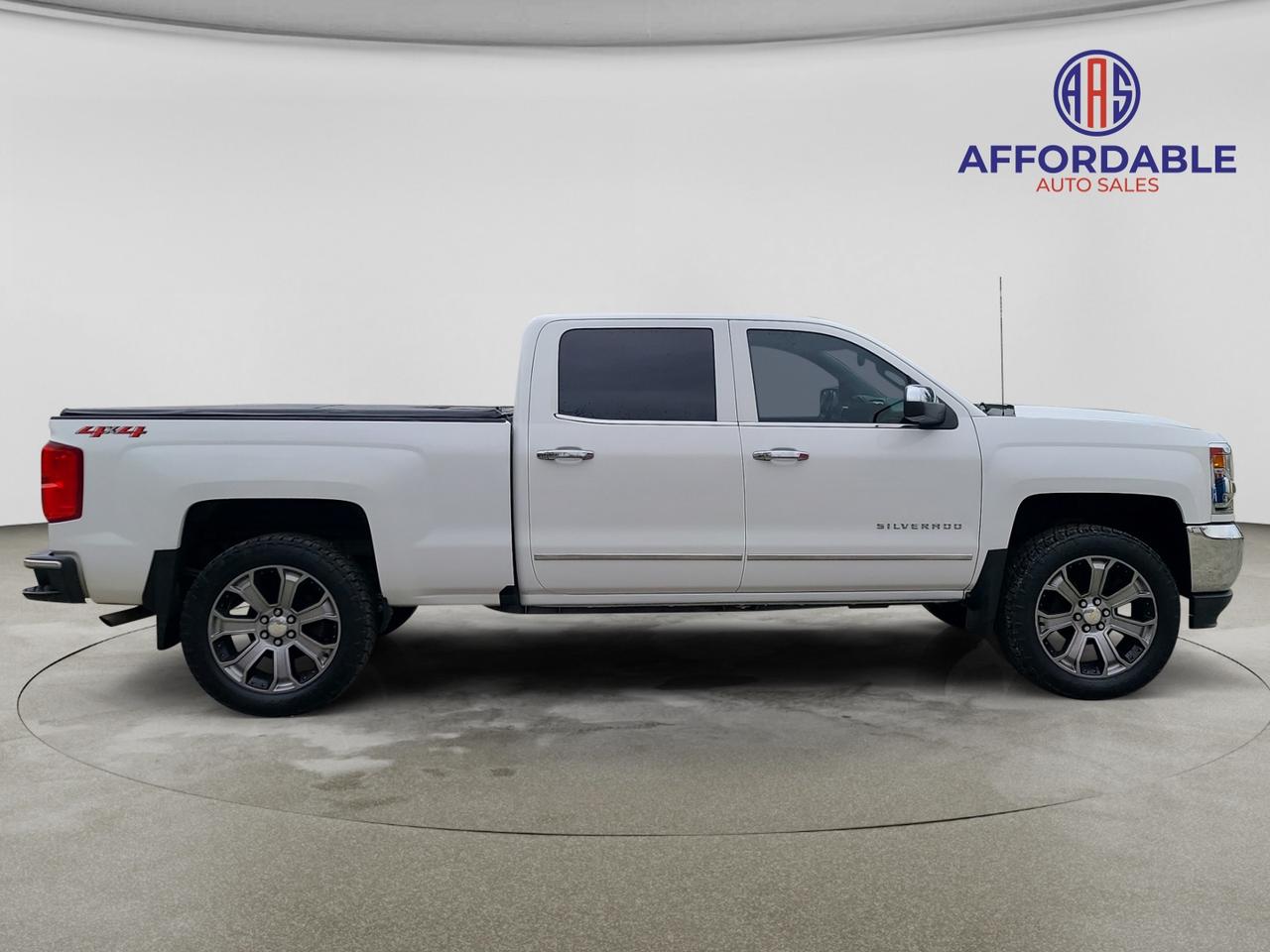 2018 Chevrolet Silverado 1500 LTZ Photo