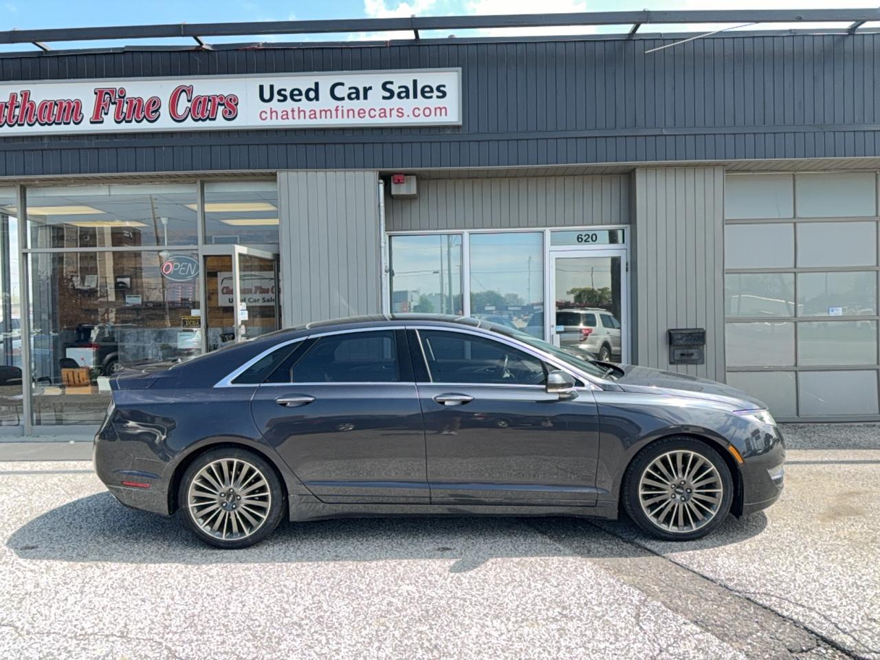 2014 Lincoln MKZ  Photo2