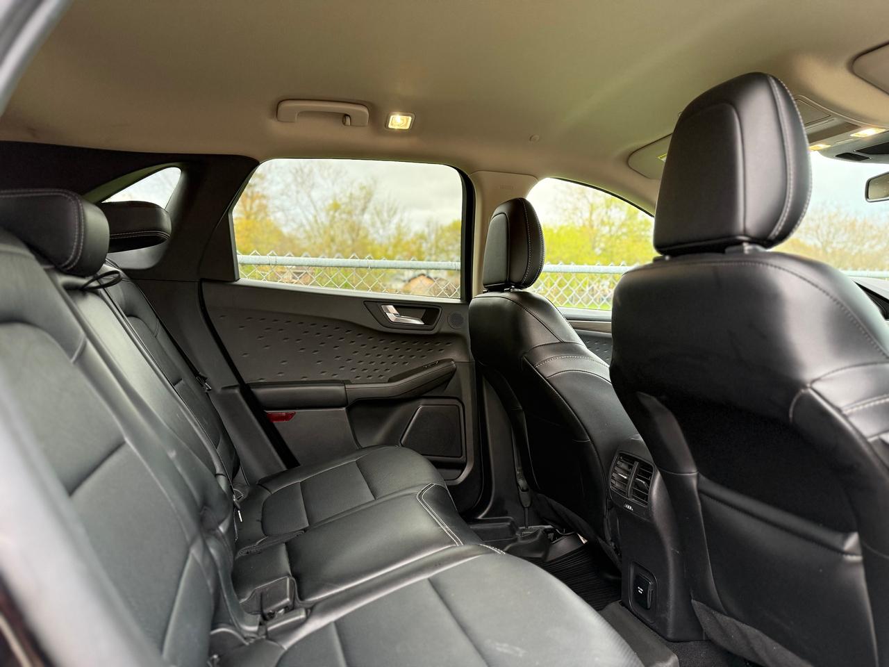 2020 Ford Escape Titanium Hybrid AWD Photo