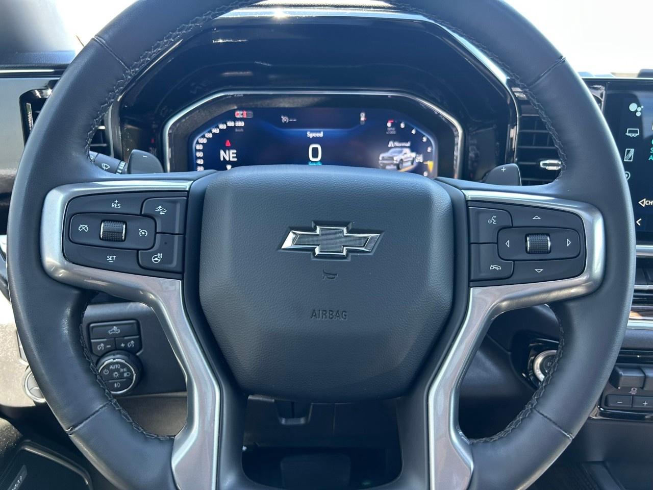 2024 Chevrolet Silverado 1500 Crew Cab Short Box 4-Wheel Drive LT Trail Boss Photo