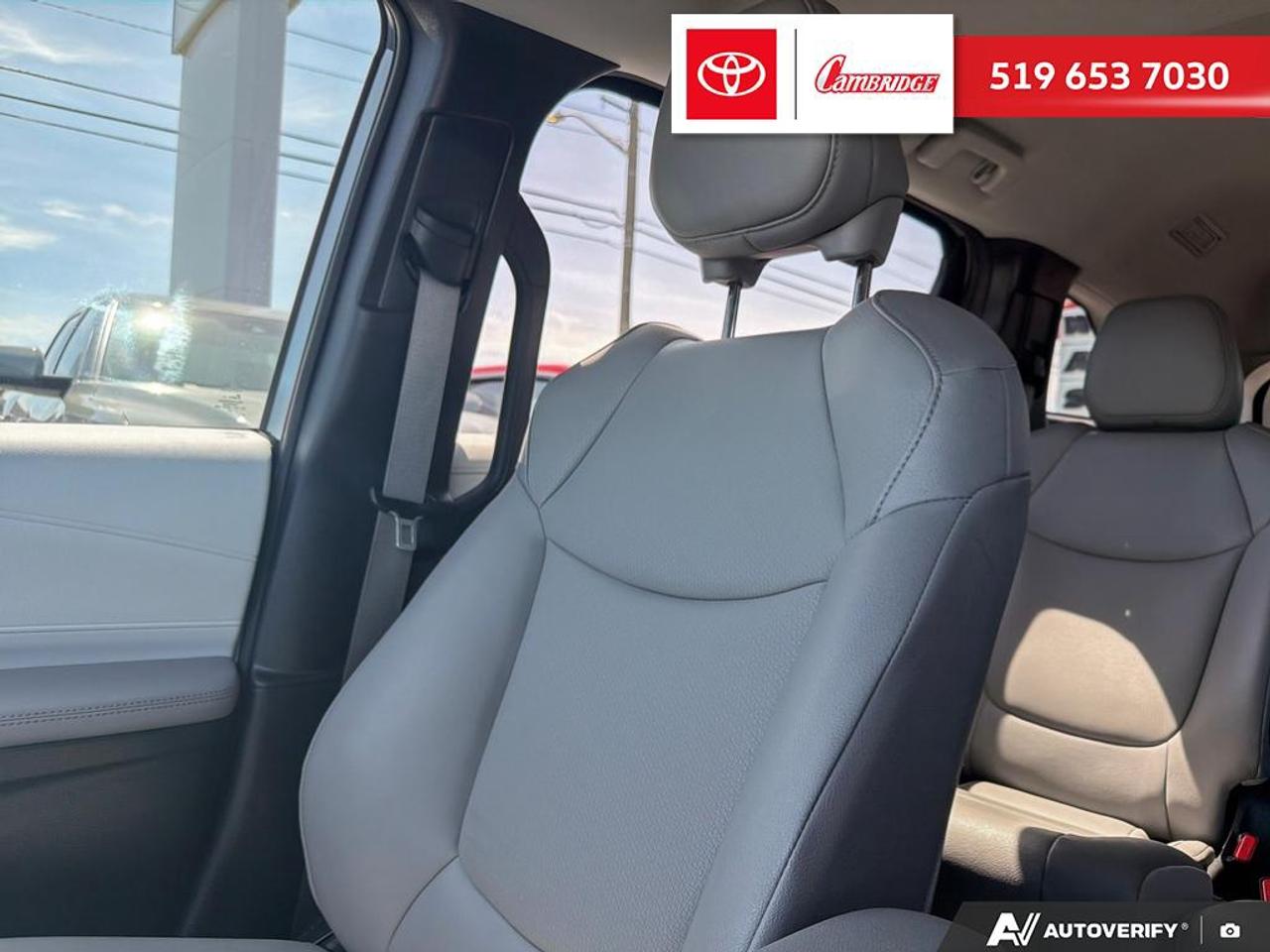 2025 Toyota Sienna XLE 8-Passenger Photo