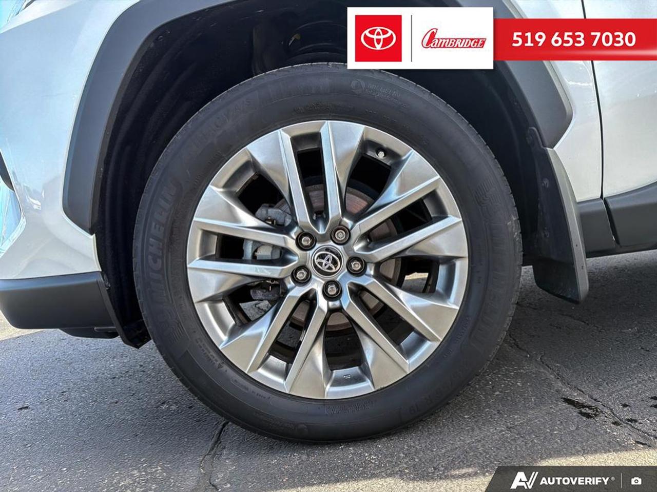 2023 Toyota RAV4 LIMITED  Photo