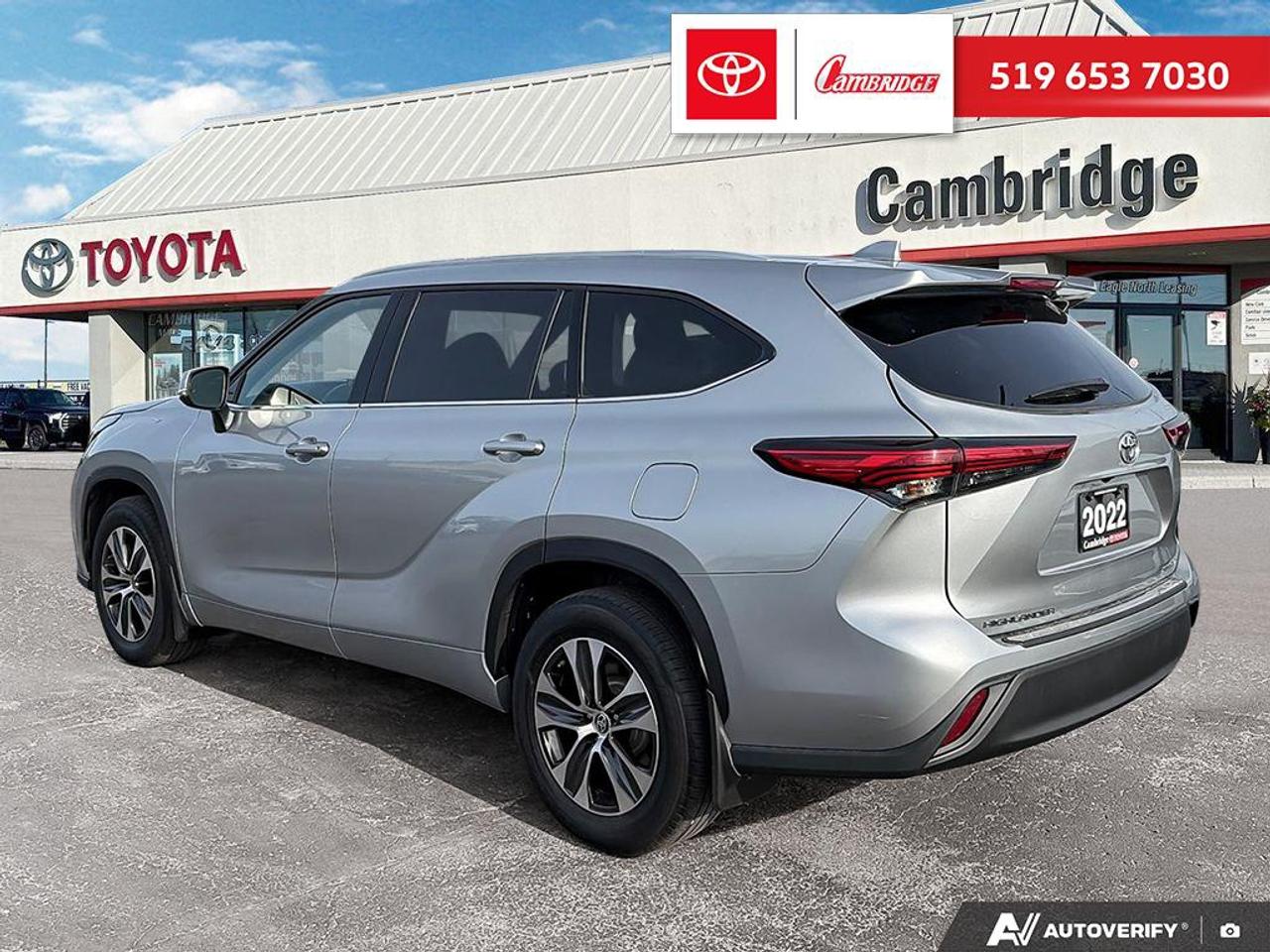 2022 Toyota Highlander XLE Photo