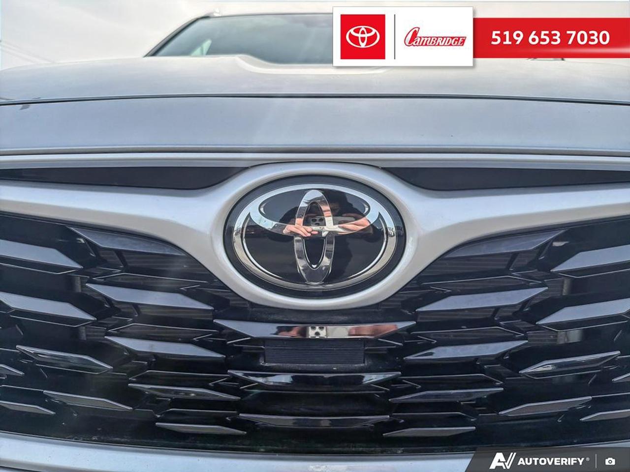 2022 Toyota Highlander XLE Photo