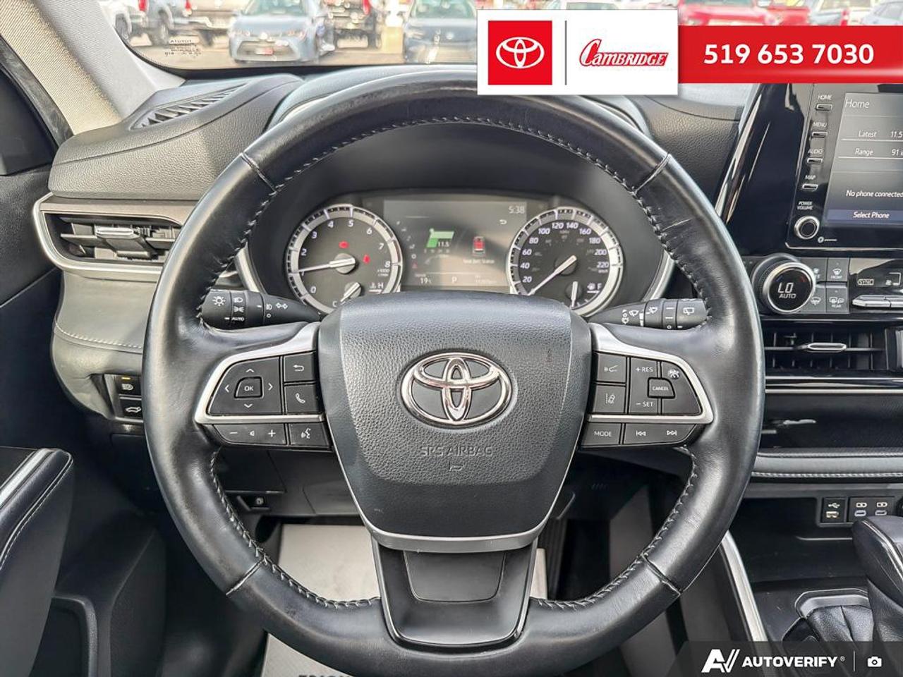 2022 Toyota Highlander XLE Photo