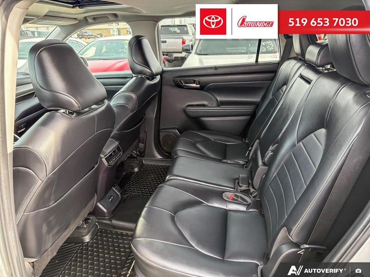 2022 Toyota Highlander XLE Photo