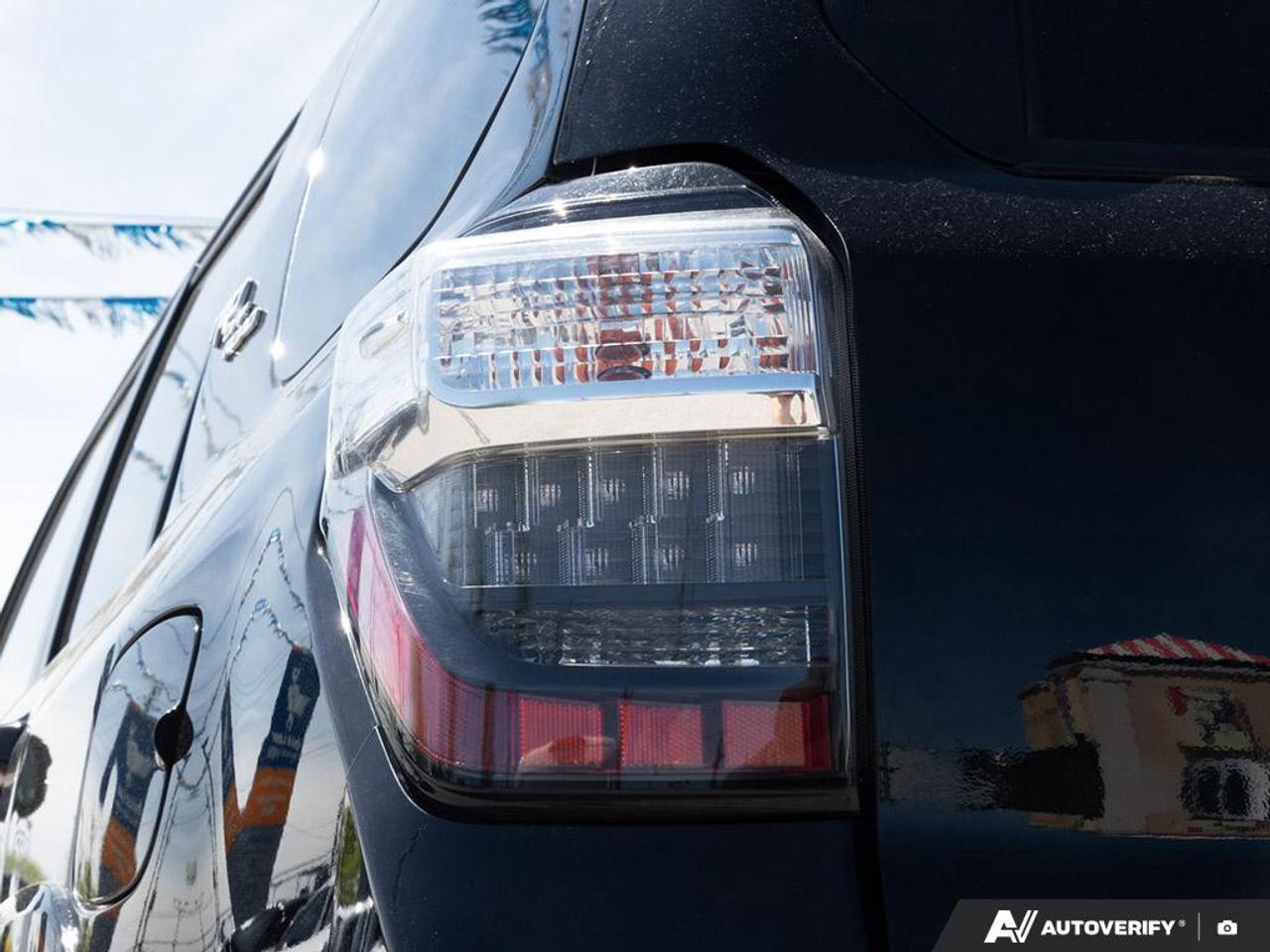 2021 Toyota 4Runner FRONT DUAL A/C | POWER WINDOWS | KEYLESS ENTRY | P Photo