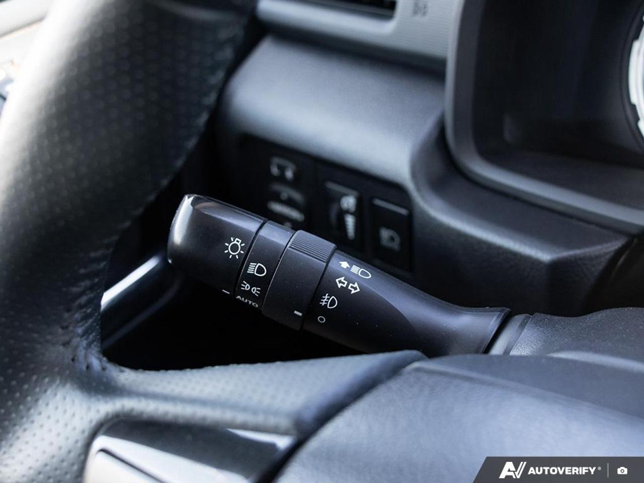 2021 Toyota 4Runner FRONT DUAL A/C | POWER WINDOWS | KEYLESS ENTRY | P Photo