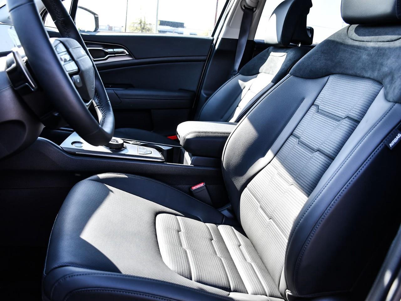 2026 Kia Sportage Hybrid SX w/Black Interior 2026 Kia Sportage Hybrid – SX Photo