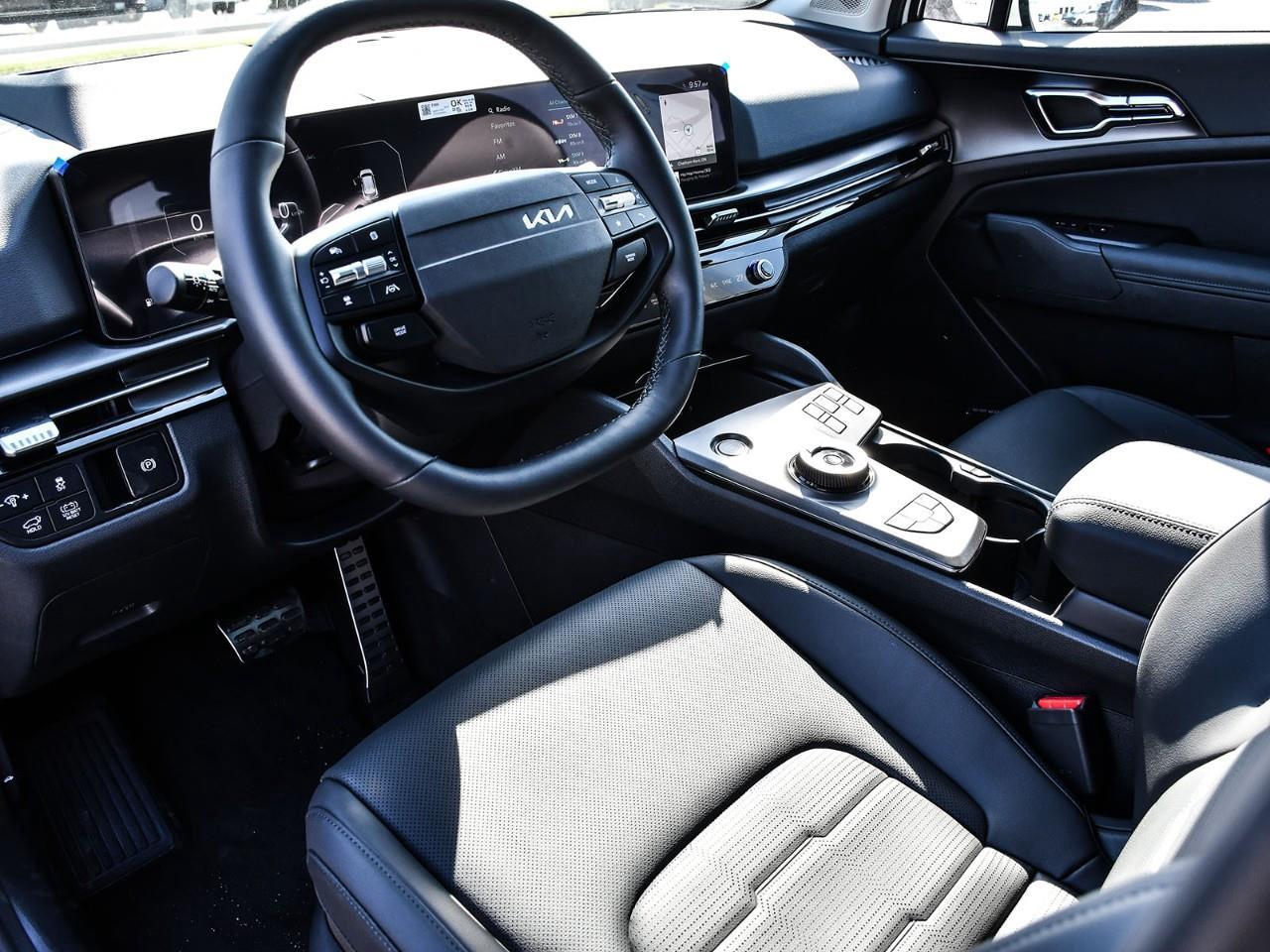 2026 Kia Sportage Hybrid SX w/Black Interior 2026 Kia Sportage Hybrid – SX Photo