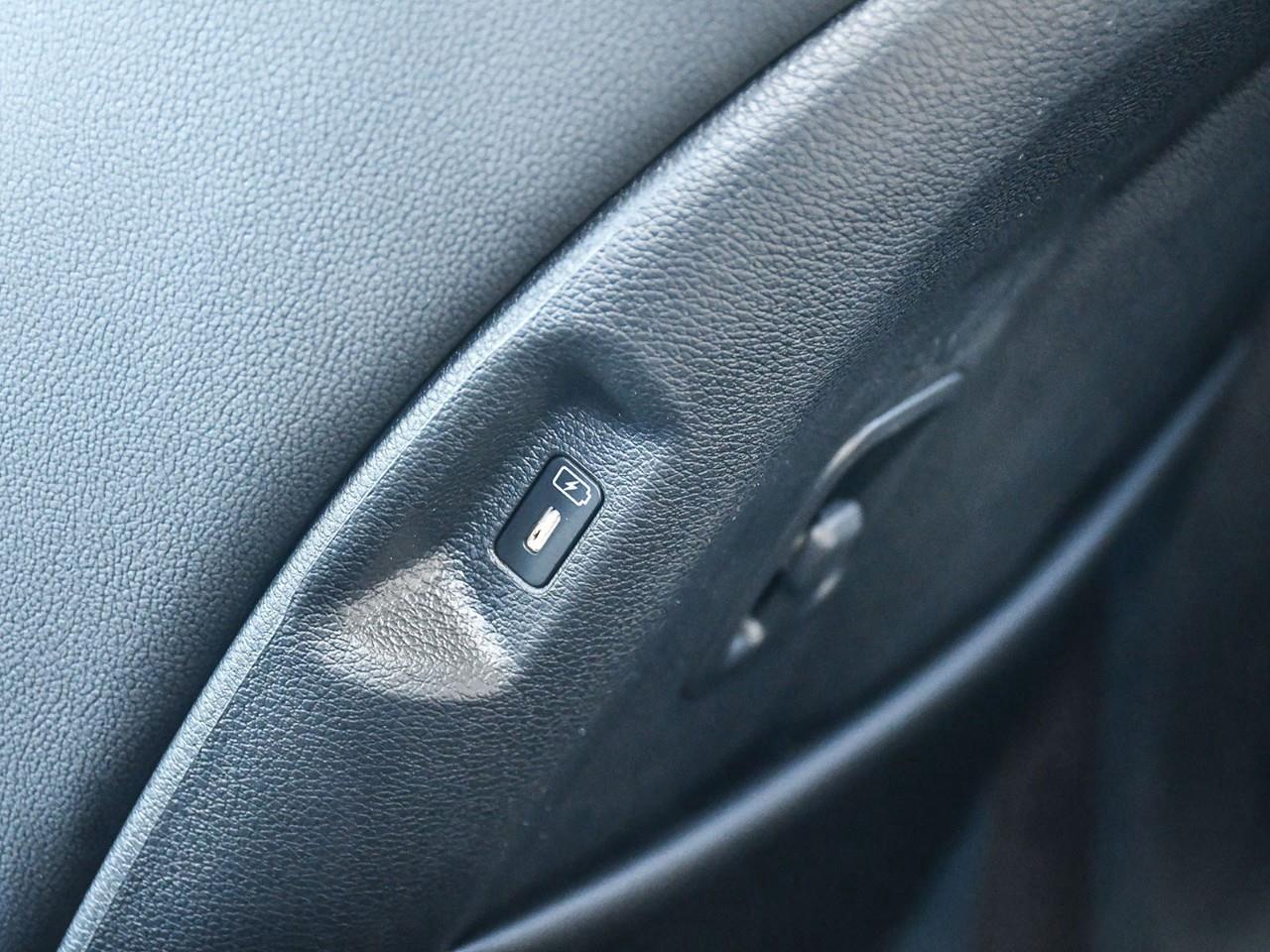 2026 Kia Sportage Hybrid SX w/Black Interior 2026 Kia Sportage Hybrid – SX Photo