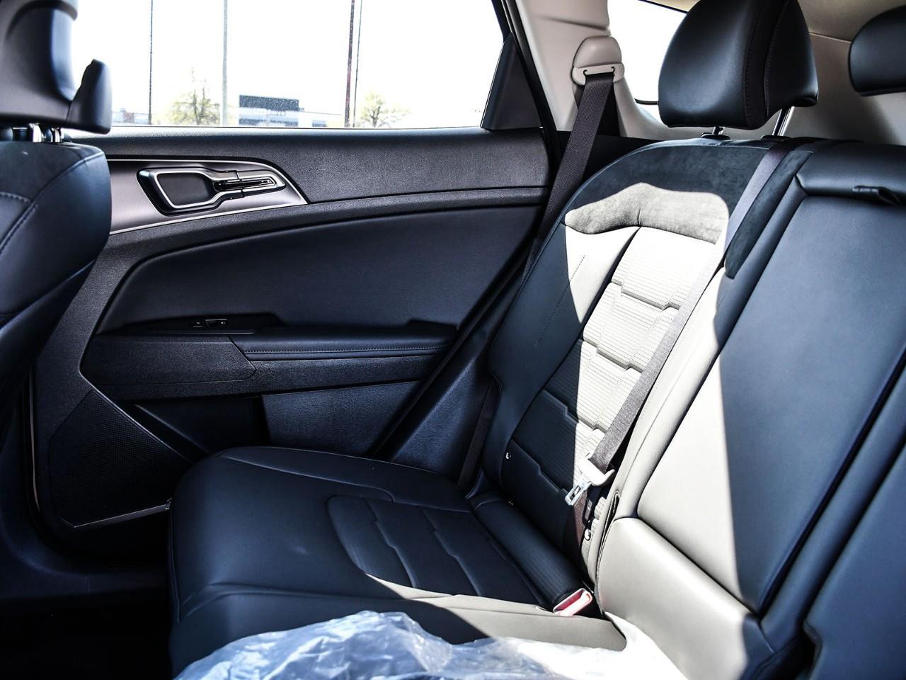 2026 Kia Sportage Hybrid SX w/Black Interior 2026 Kia Sportage Hybrid – SX Photo