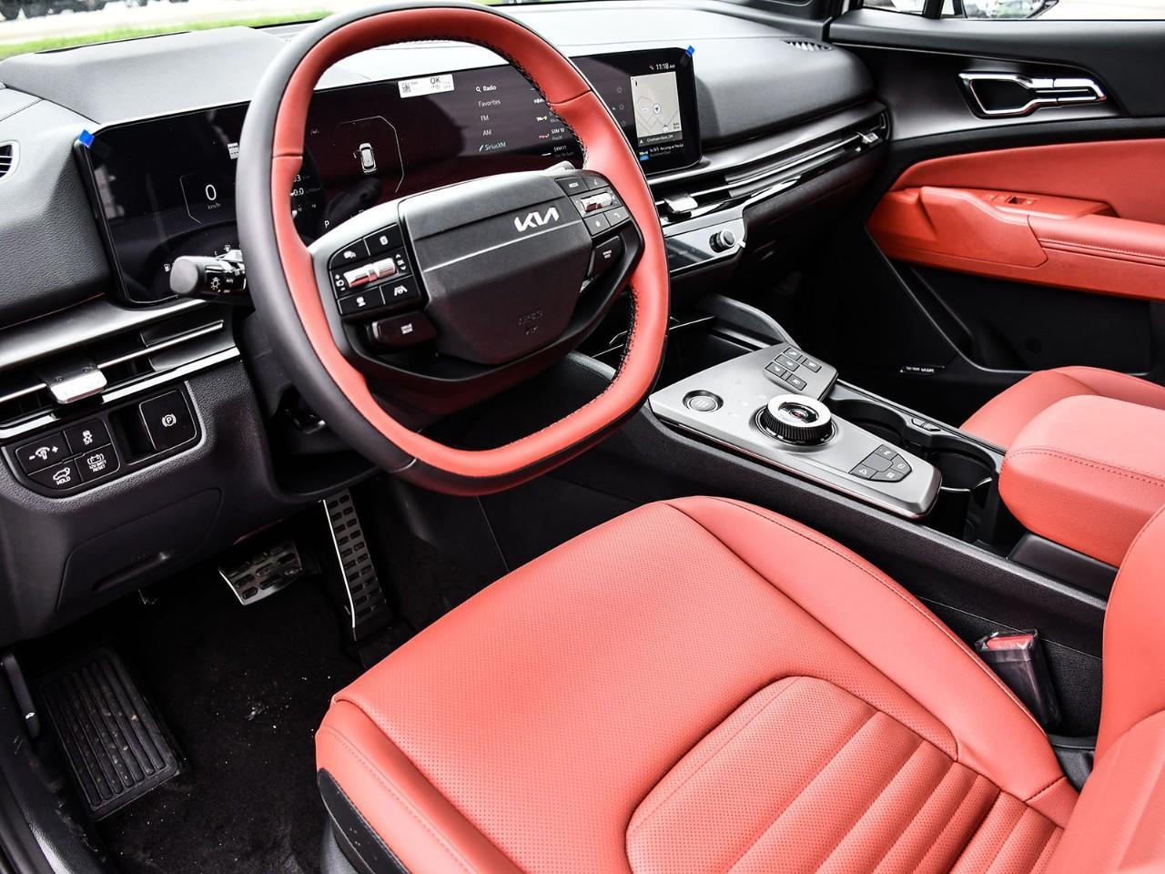 2026 Kia Sportage Hybrid SX w/Red Interior Photo