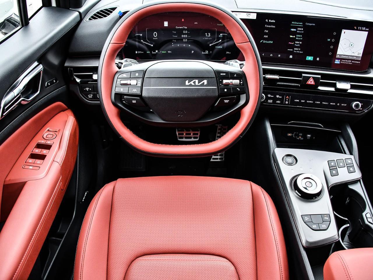 2026 Kia Sportage Hybrid SX w/Red Interior Photo