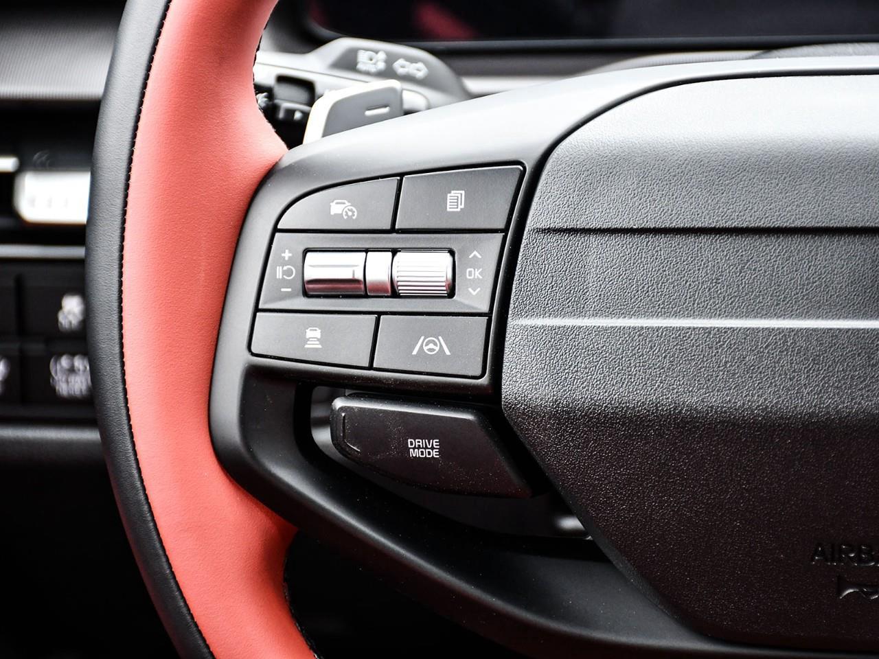 2026 Kia Sportage Hybrid SX w/Red Interior Photo