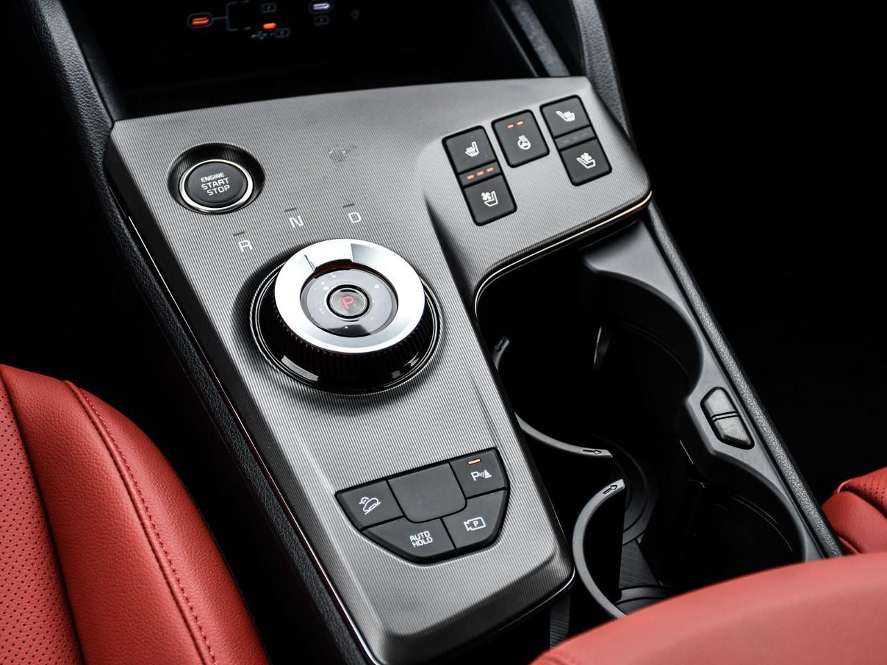 2026 Kia Sportage Hybrid SX w/Red Interior Photo