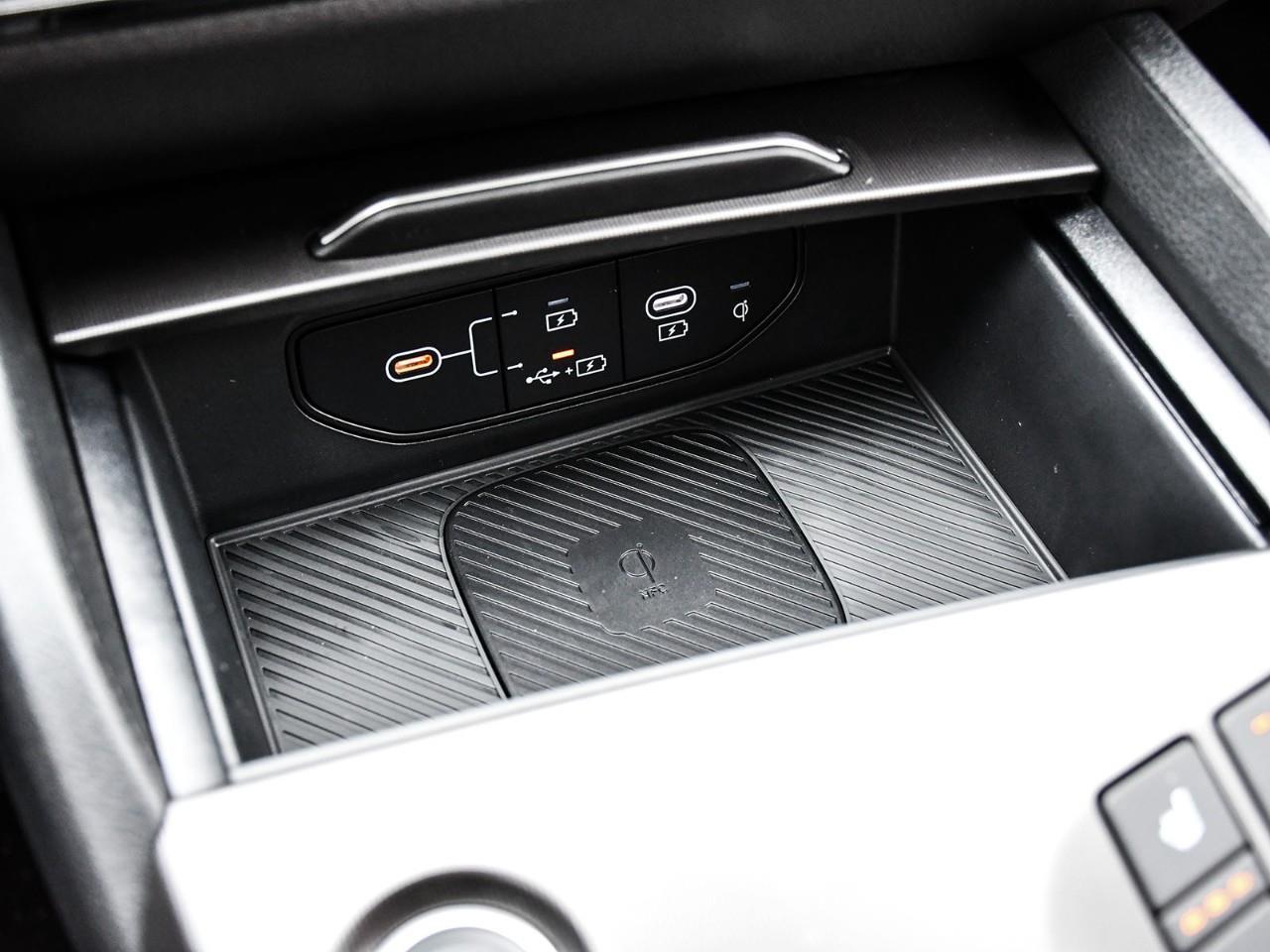 2026 Kia Sportage Hybrid SX w/Red Interior Photo