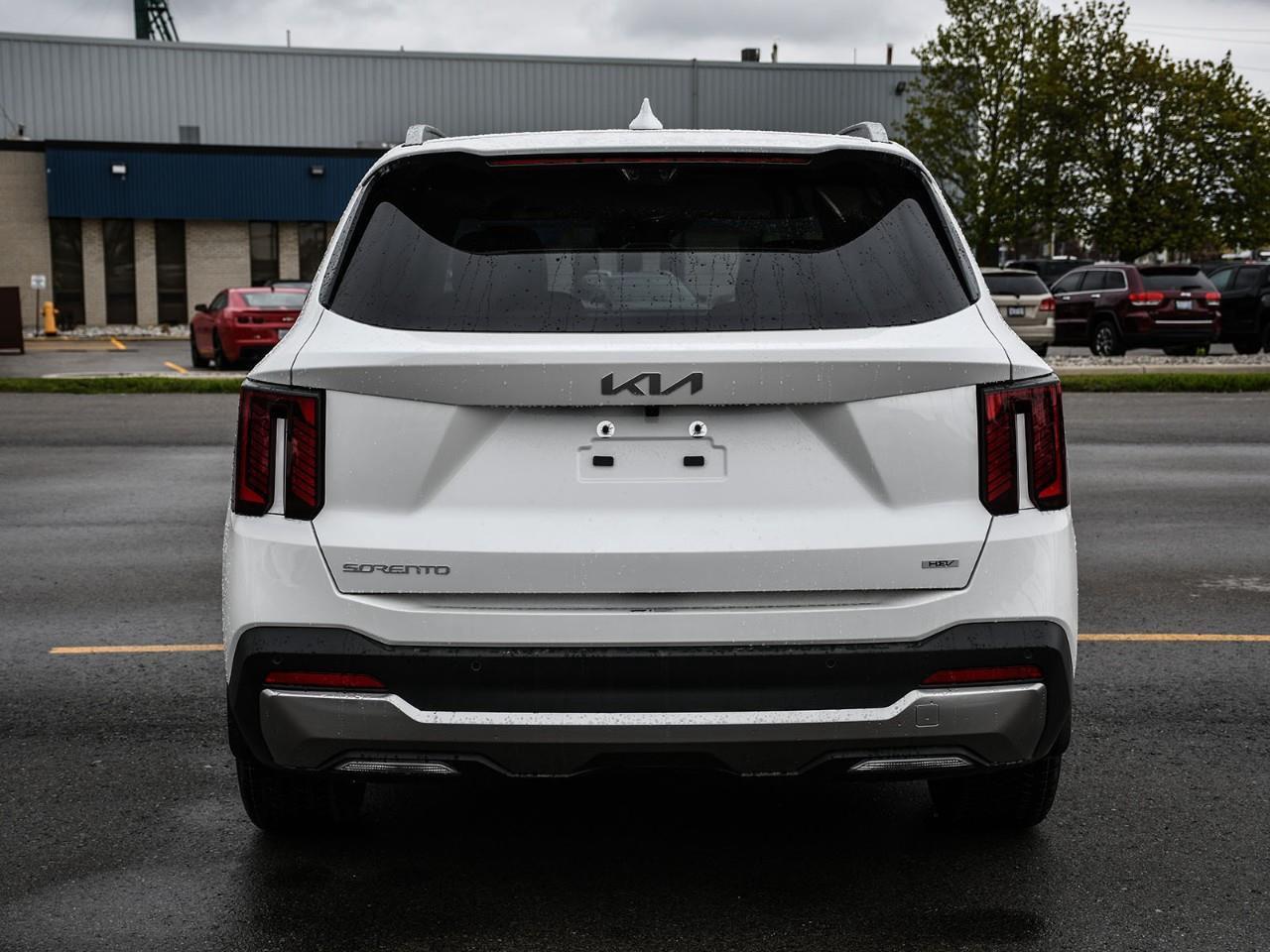2026 Kia Sorento Hybrid 2026 Kia Sorento Hybrid – SX | Dealership Demo Photo4