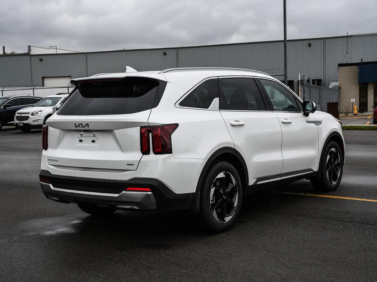 2026 Kia Sorento Hybrid 2026 Kia Sorento Hybrid – SX | Dealership Demo Photo