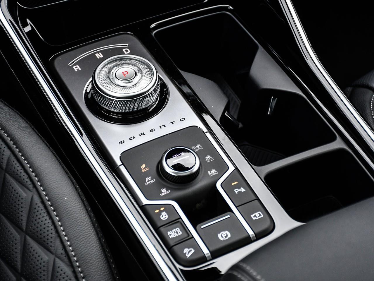 2026 Kia Sorento Hybrid 2026 Kia Sorento Hybrid – SX | Dealership Demo Photo