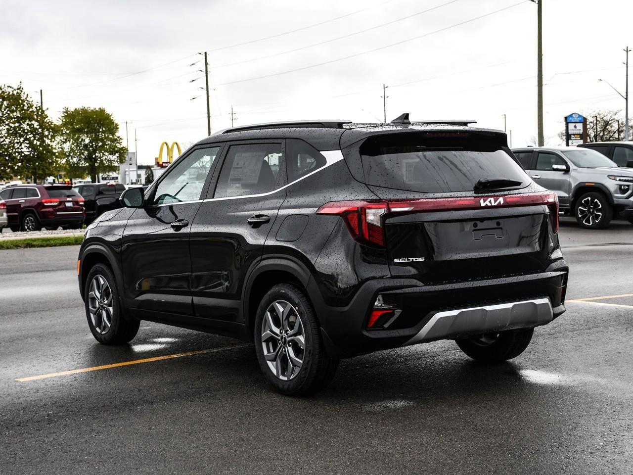 2026 Kia Seltos EX Photo3