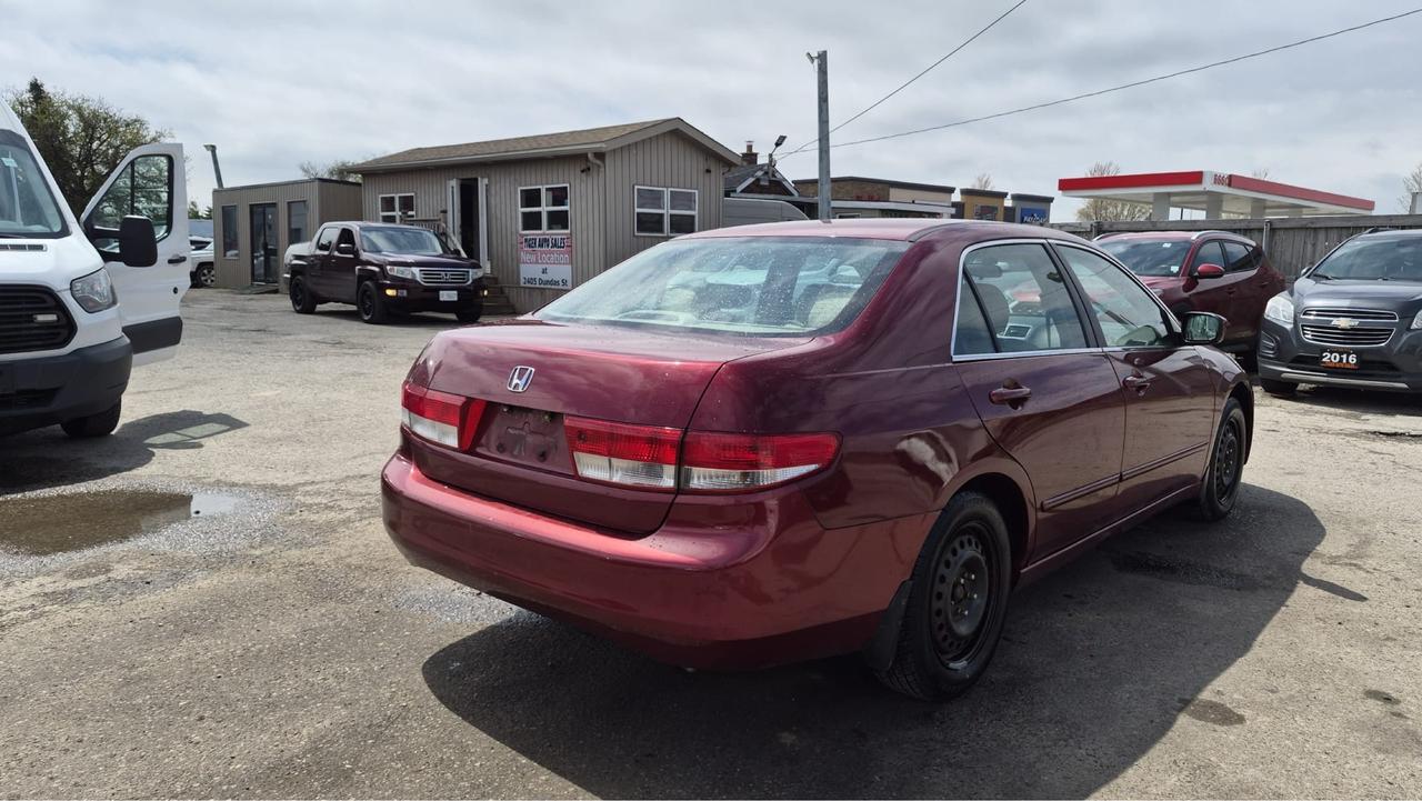 2004 Honda Accord EX-L, SEDAN, LEATHER, 4 CYL, ONLY 134KMS, CERT Photo