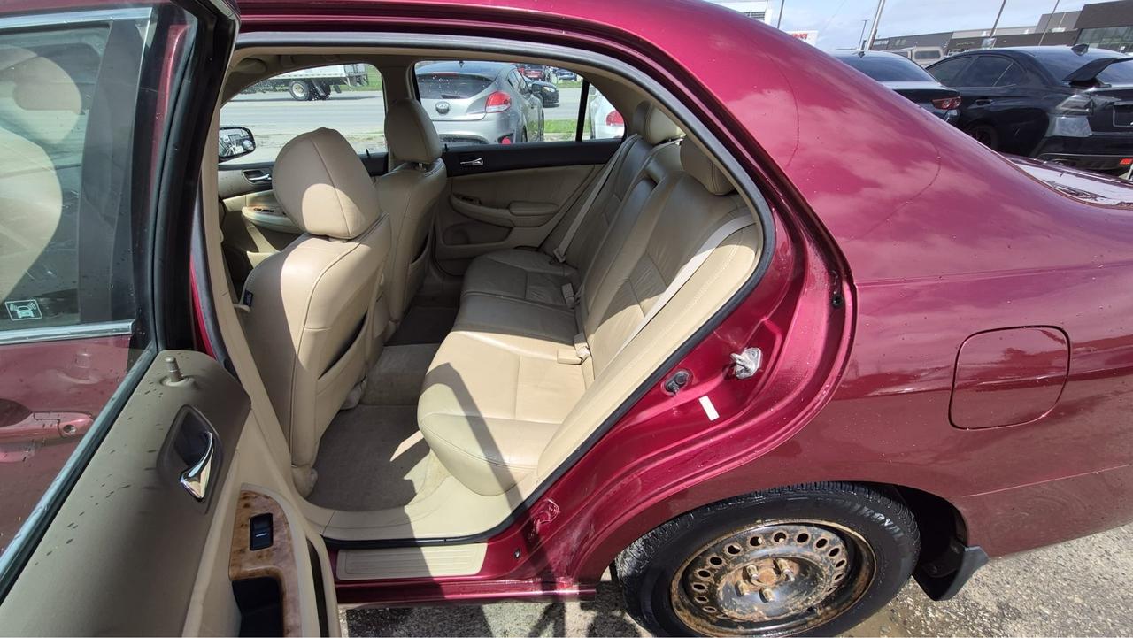 2004 Honda Accord EX-L, SEDAN, LEATHER, 4 CYL, ONLY 134KMS, CERT Photo