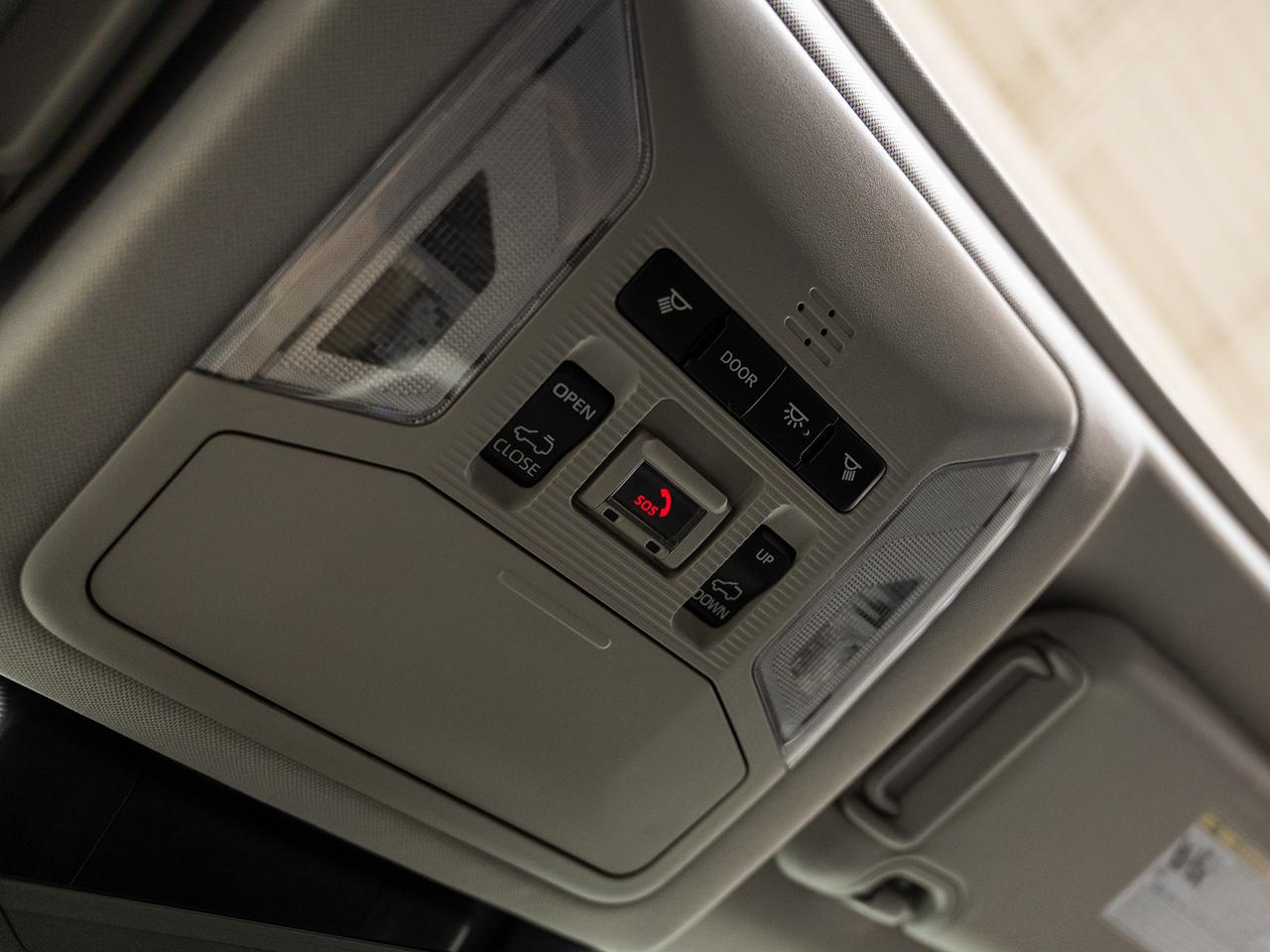 2021 Toyota RAV4 LIMITED AWD | NAV | Sunroof | ACC | BSM | CarPlay