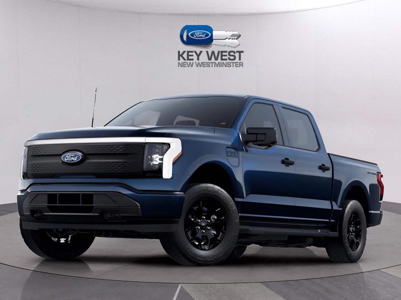 2025 Ford F-150 Lightning XLT Standard Range Battery 4WD SuperCrew 5.5' Box Photo3