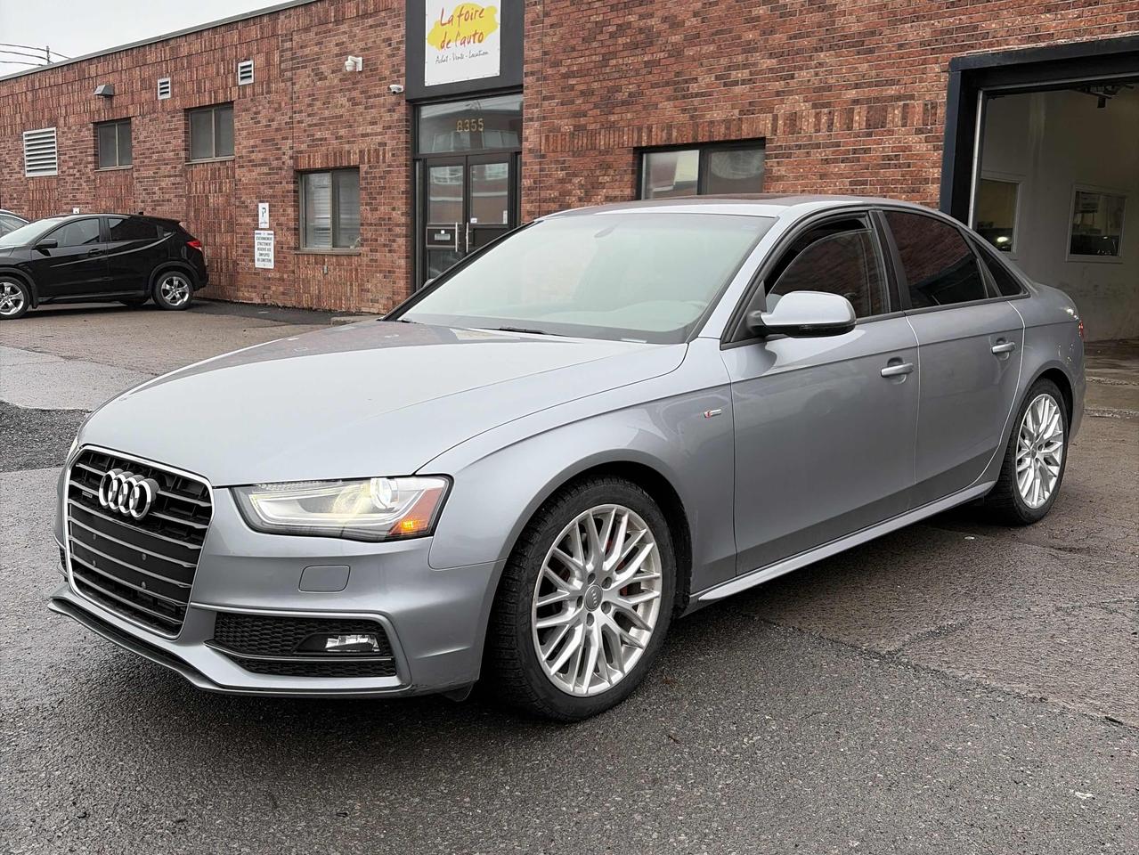 2015 Audi A4 Komfort, AWD, S-line pkg, leather, heated seats! - Photo #3