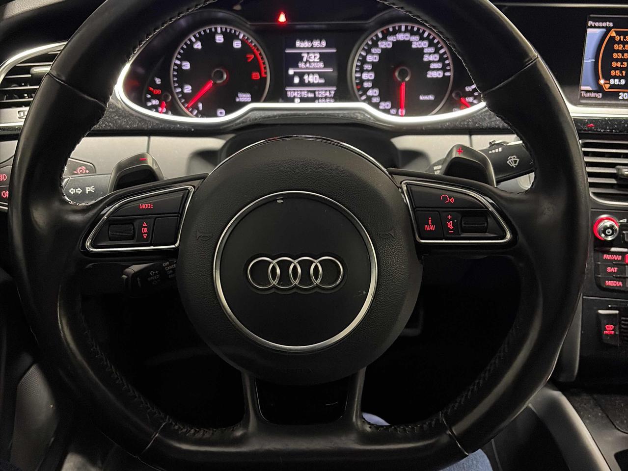 2015 Audi A4 Komfort, AWD, S-line pkg, leather, heated seats! - Photo #15