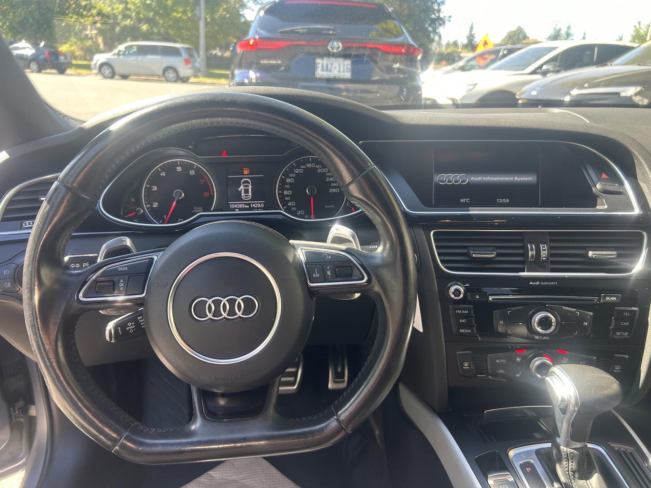 2015 Audi A4 Komfort, AWD, S-line pkg, leather, heated seats! Photo