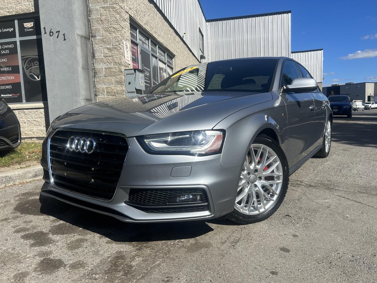 2015 Audi A4 Komfort, AWD, S-line pkg, leather, heated seats!