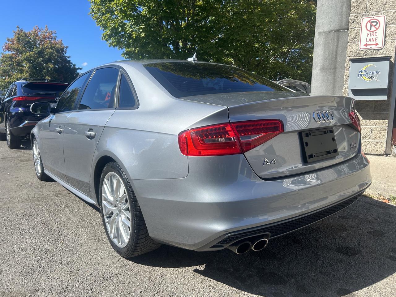 2015 Audi A4 Komfort, AWD, S-line pkg, leather, heated seats! Photo