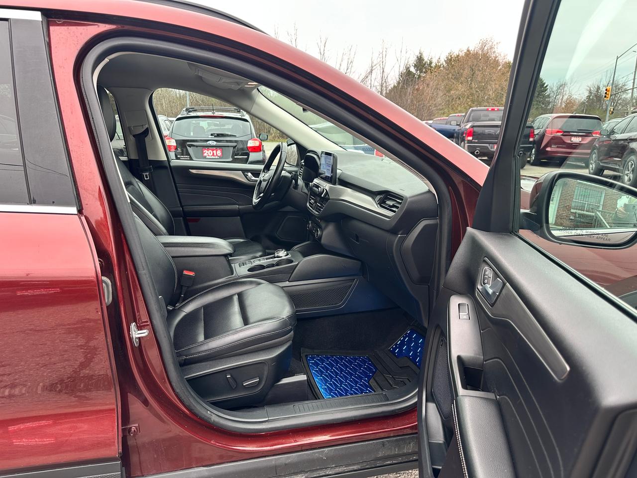 2021 Ford Escape TitaniumHybrid AWD HTD-Leather NAV PremiumAudio XM Photo