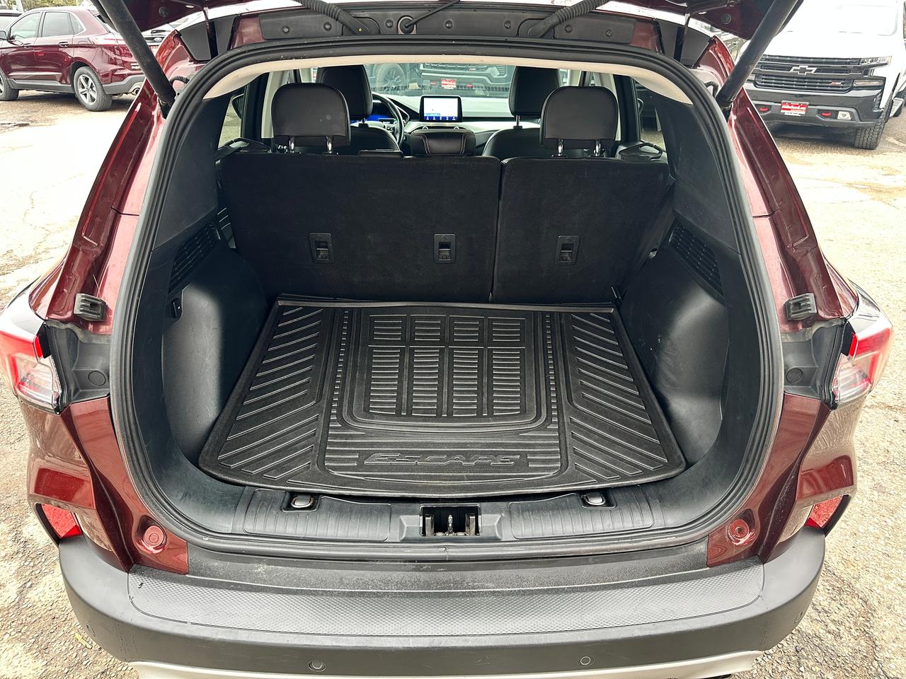 2021 Ford Escape TitaniumHybrid AWD HTD-Leather NAV PremiumAudio XM Photo