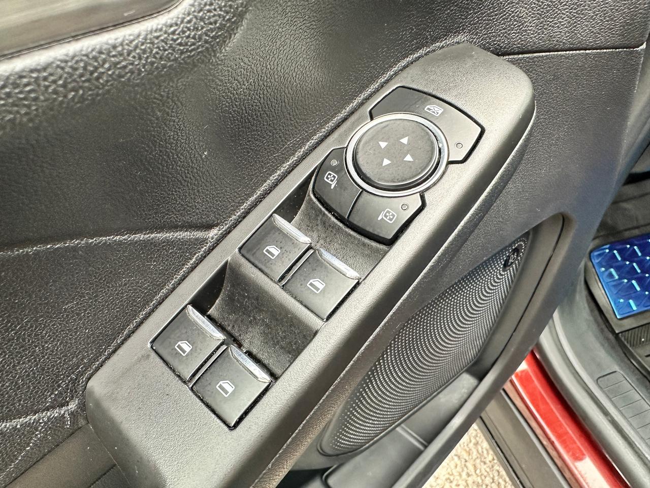 2021 Ford Escape TitaniumHybrid AWD HTD-Leather NAV PremiumAudio XM Photo