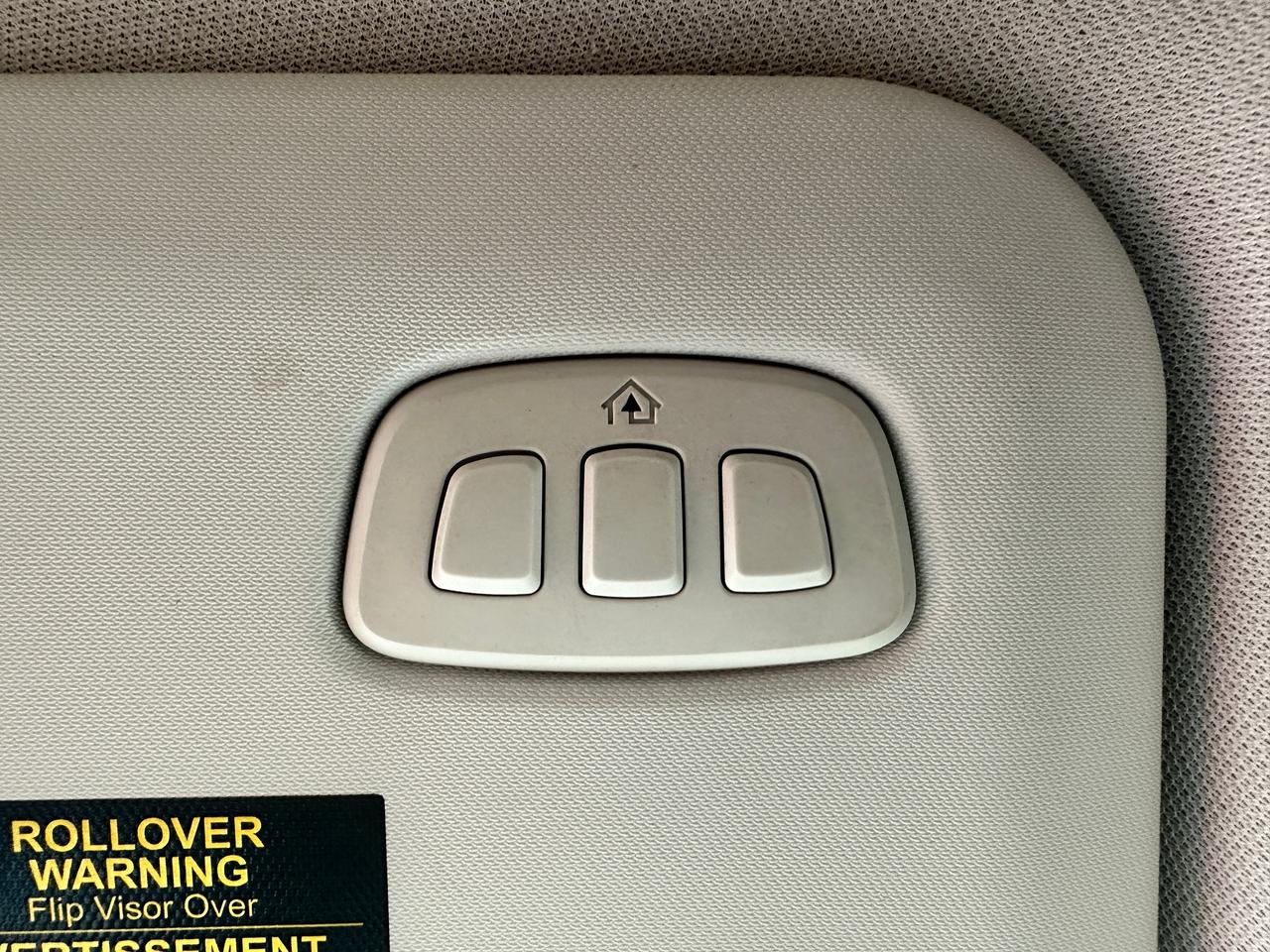 2021 Ford Escape TitaniumHybrid AWD HTD-Leather NAV PremiumAudio XM Photo