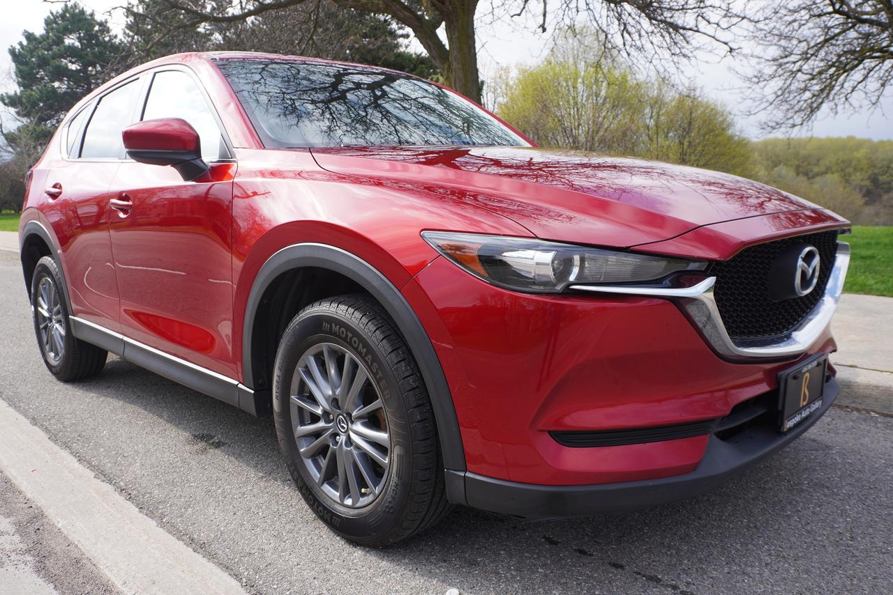 2017 Mazda CX-5 RARE / 6 SPD MANUAL / NO ACCIDENTS / STUNNING SUV Photo