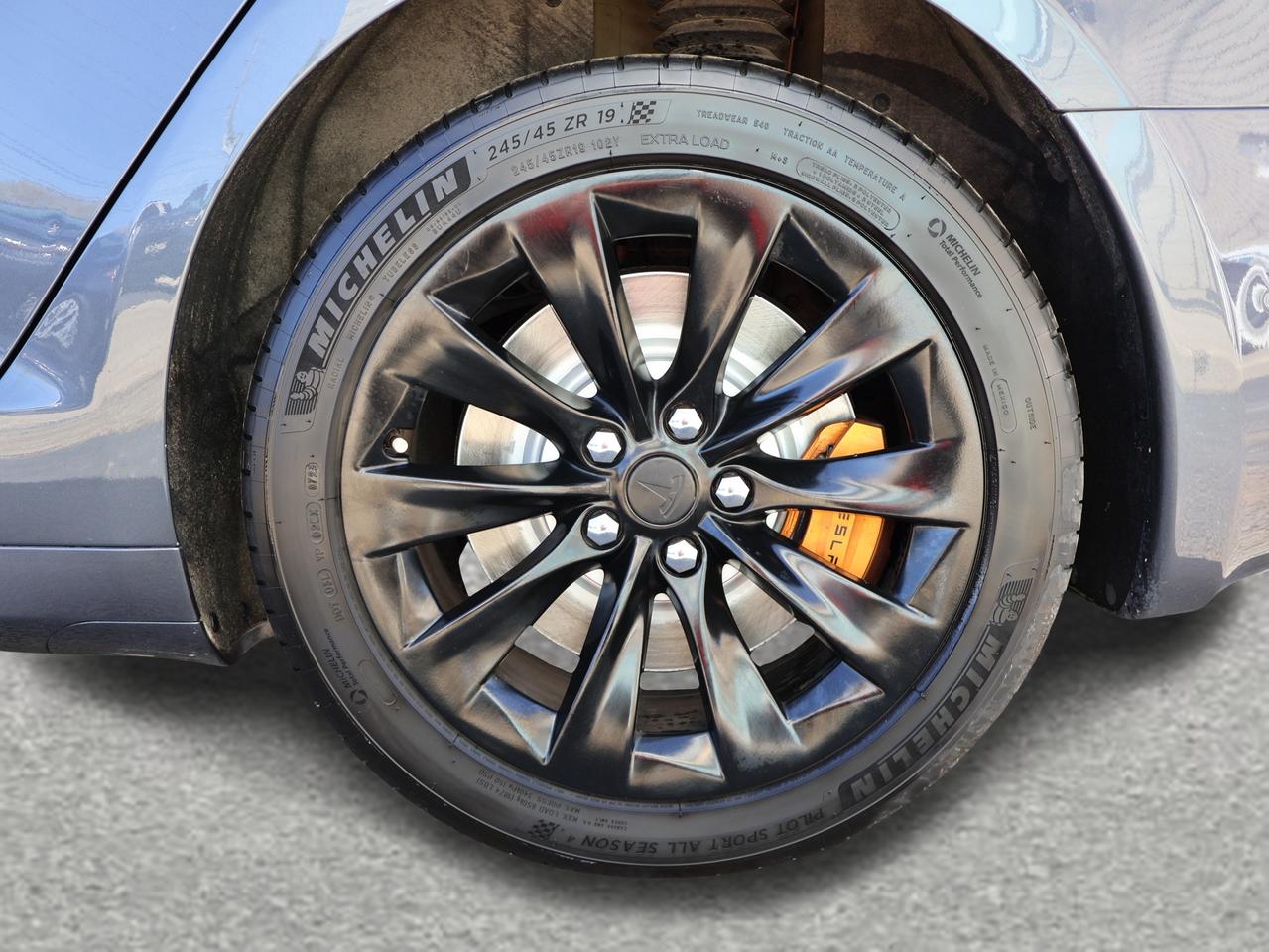 2019 Tesla Model S LONG RANGE AWD CERTIFIED *ACCIDENT FREE*WHITE INT* CAMERA NAV BLUETOOTH LEATHER HEATED SEATS PANO ROOF CRUISE ALLOYS Photo