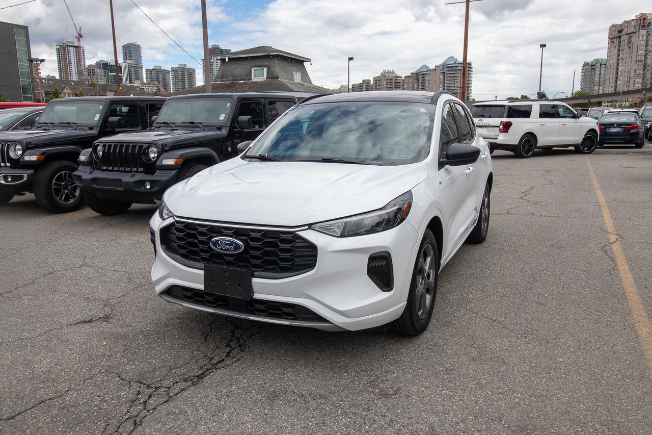 2023 Ford Escape ST LINE