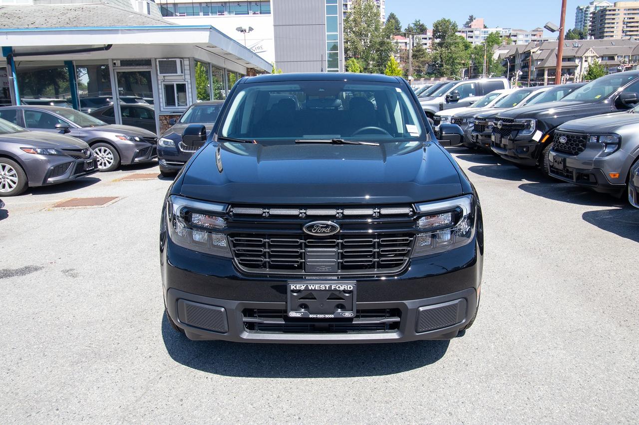 2024 Ford Maverick Lariat Photo2