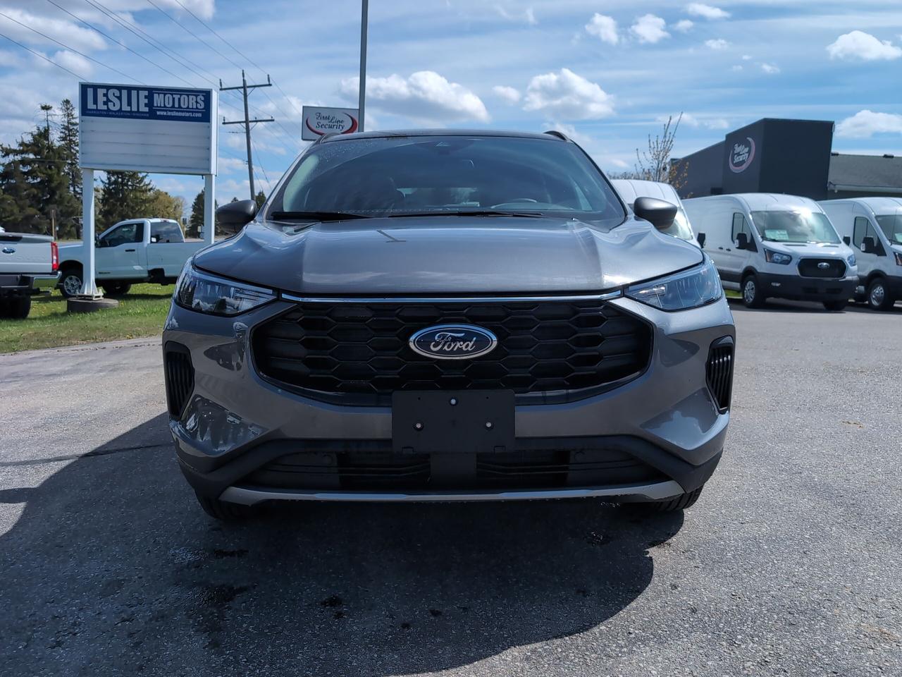 2026 Ford Escape ST-Line Hybrid AWD Photo1