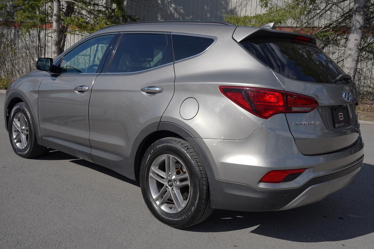 2018 Hyundai Santa Fe Sport 2.4 AWD Photo