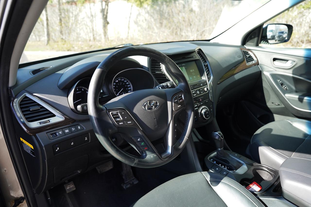 2018 Hyundai Santa Fe Sport 2.4 AWD Photo