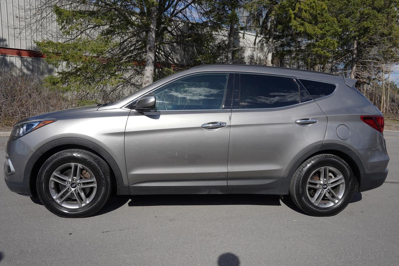 2018 Hyundai Santa Fe Sport 2.4 AWD Photo