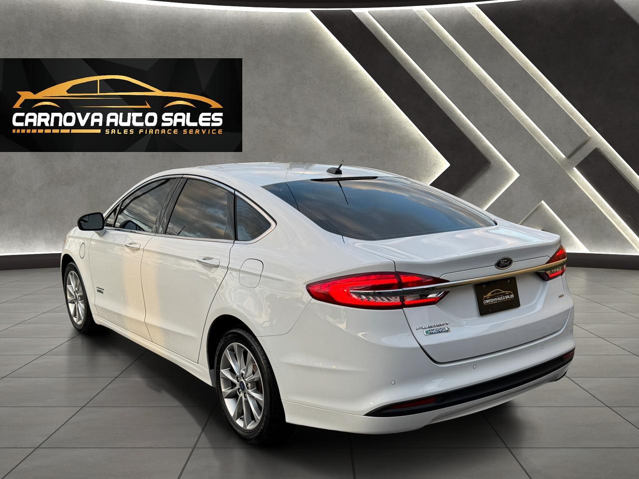2018 Ford Fusion Energi SE ENERGI+Leather+ApplePlay+CLEAN CARFAX Photo