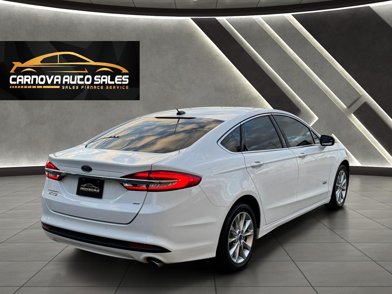 2018 Ford Fusion Energi SE ENERGI+Leather+ApplePlay+CLEAN CARFAX Photo