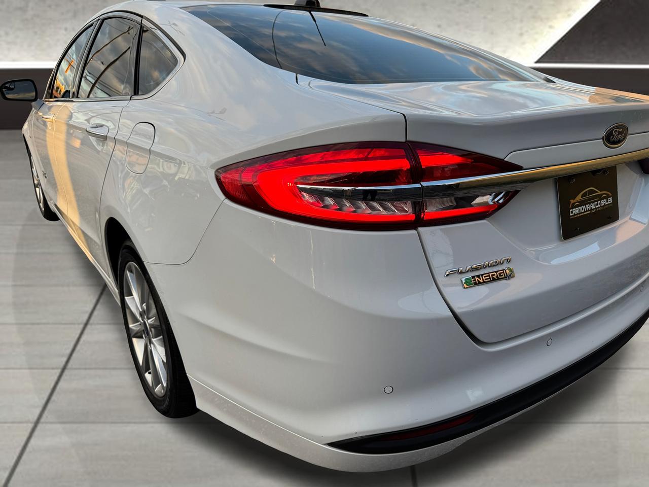 2018 Ford Fusion Energi SE ENERGI+Leather+ApplePlay+CLEAN CARFAX Photo